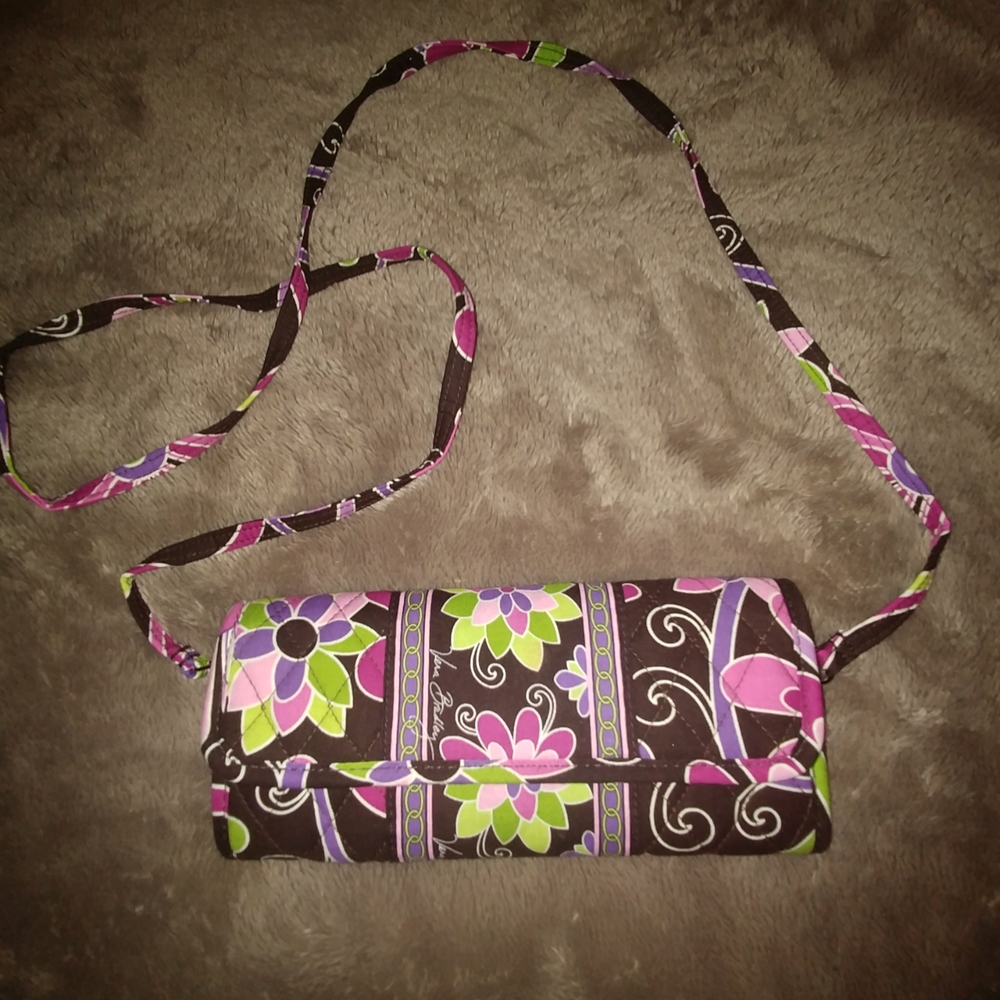 💚🌿 EUC VERA BRADLEY CROSSBODY/WALLET - Picture 2 of 16